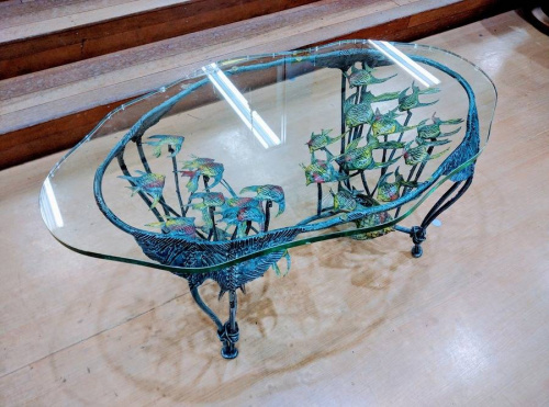 家具・インテリアのテーブル