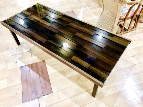 家具・インテリアのローテーブル