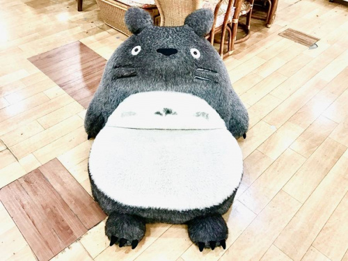 座椅子のトトロ