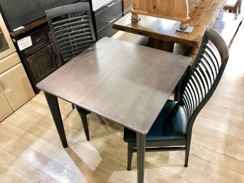 家具・インテリアのダイニング