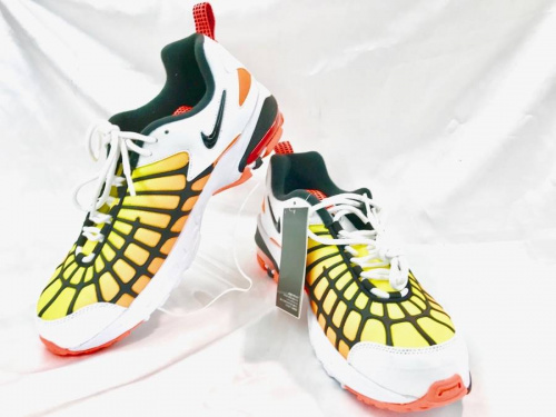 シューズのナイキ（NIKE）