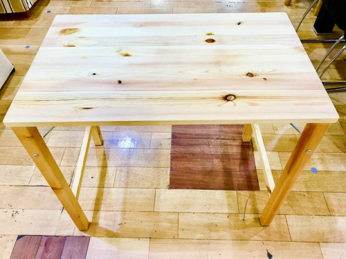 テーブルの折りたたみ