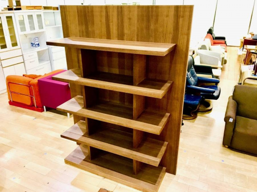 家具・インテリアの本棚