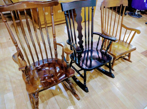 家具・インテリアのロッキングチェア