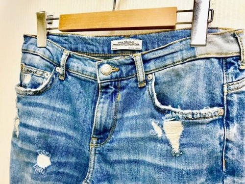 パンツのZARA