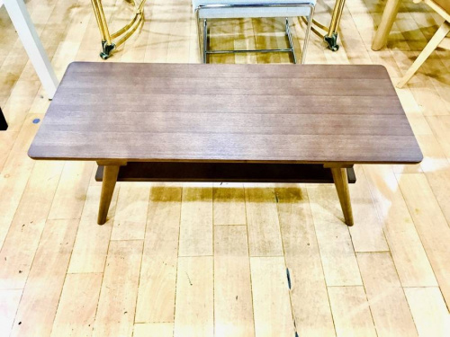 テーブルのセンターテーブル