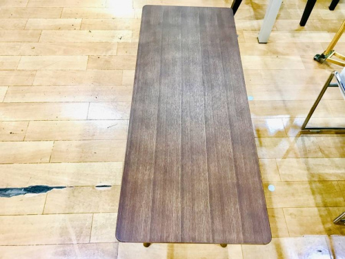 センターテーブルのニトリ