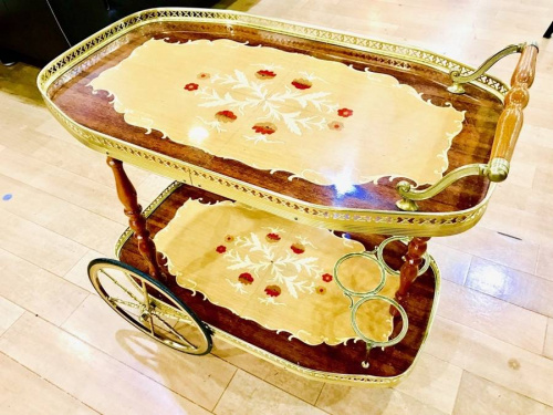 家具・インテリアのワゴン