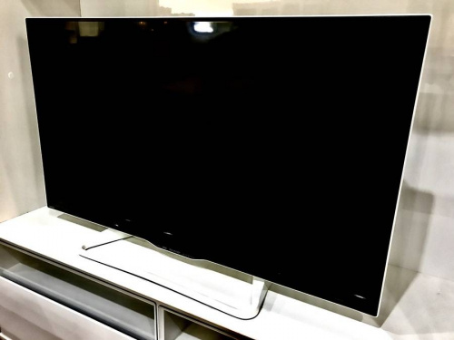 デジタル家電の液晶テレビ