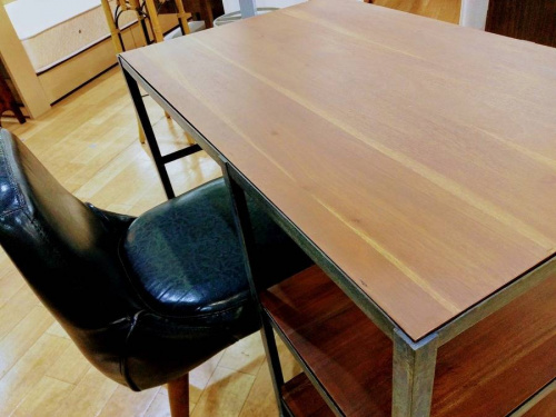 デスクのウニコ（UNICO）