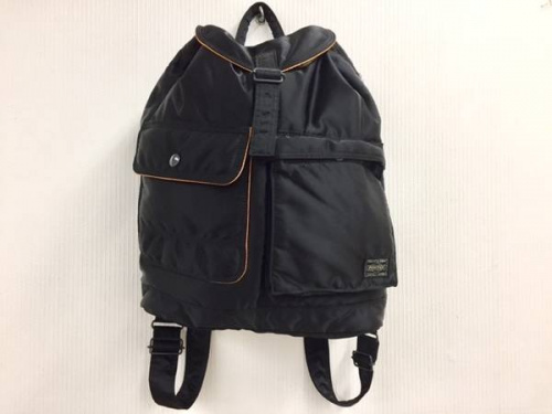 バッグのリュック