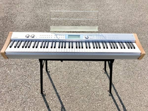 電子ピアノのカシオ（CASIO）
