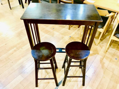 市場株式会社のカウンターテーブル