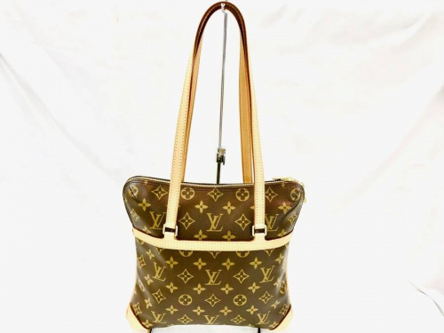 バッグのショルダーバッグ