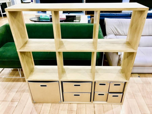 本棚のシェルフ