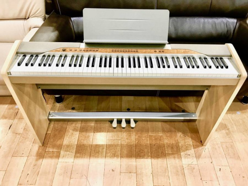電子ピアノのカシオ（CASIO）
