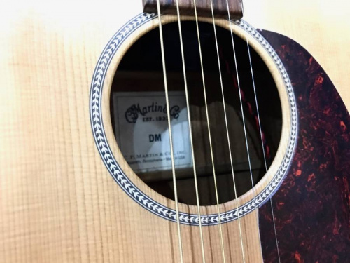 アコースティックギターのMartin