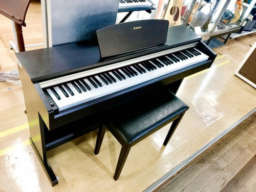 電子ピアノのYAMAHA