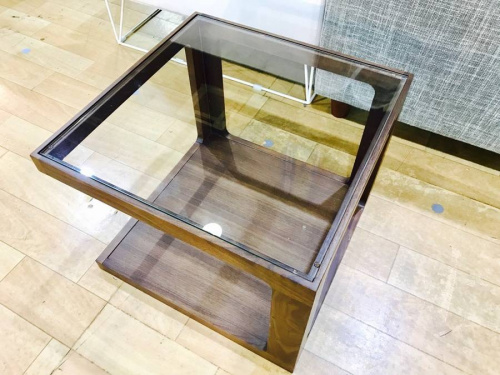 家具・インテリアのテーブル