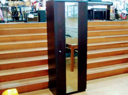 家具・インテリアのワードローブ