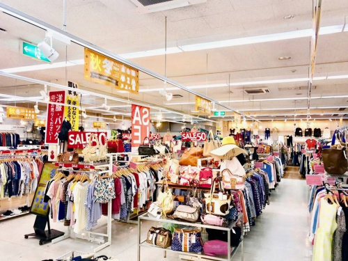 メンズファッションの家具