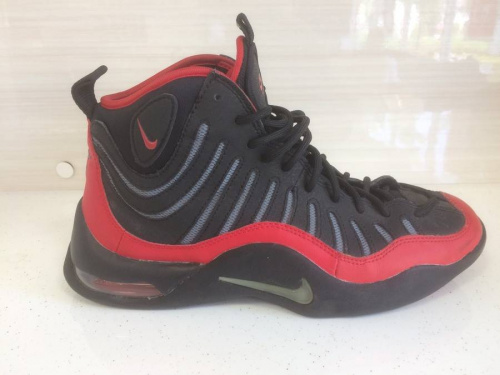 ナイキ（NIKE）の南大沢