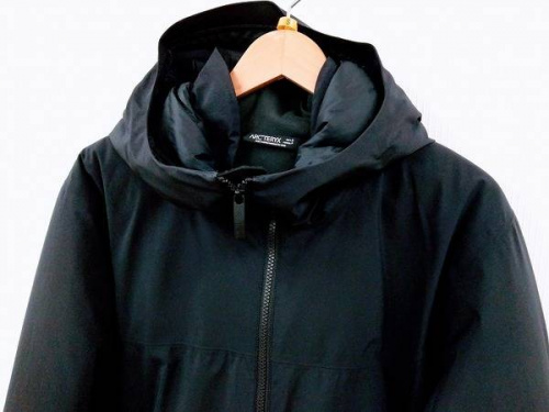 ジャケットのARC'TERYX