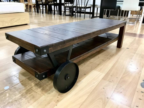 家具・インテリアのテーブル