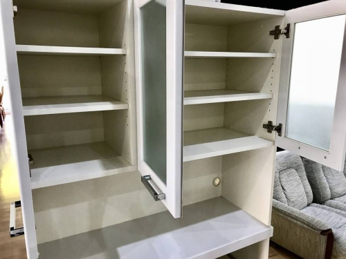 カップボードのPamouna