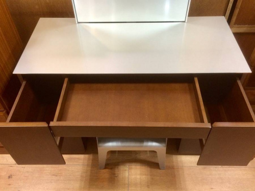 Cassina　ixcの　