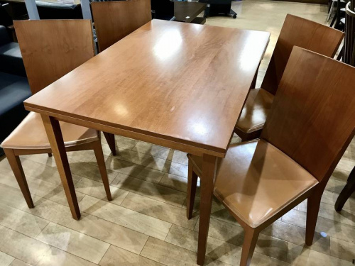 家具・インテリアのダイニングセット