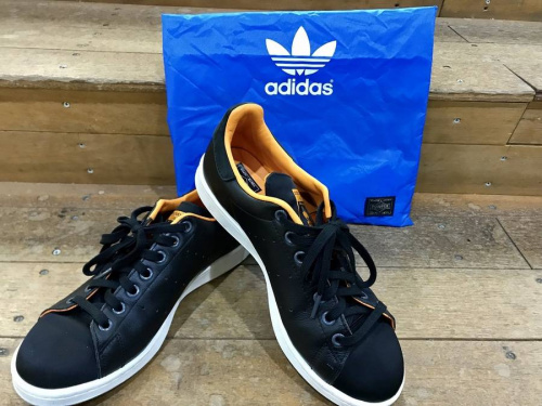 アディダス（adidas）のポーター（PORTER）