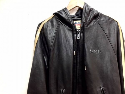 メンズファッションのパーカー