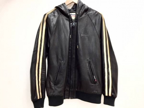 パーカーのSchott
