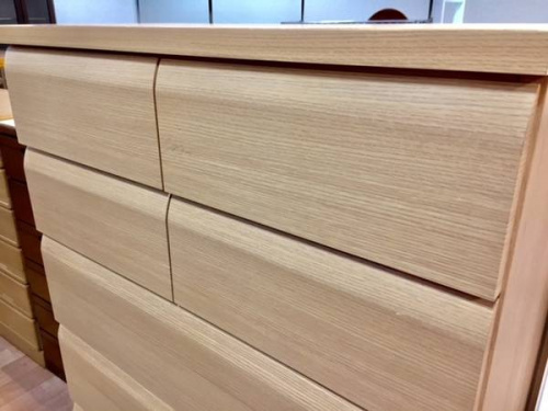 チェストのニトリ