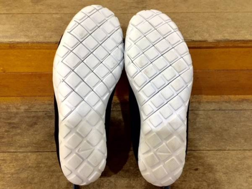 スニーカーの南大沢