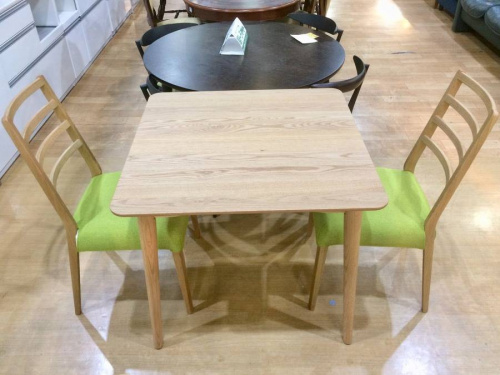 ダイニングセットの新生活