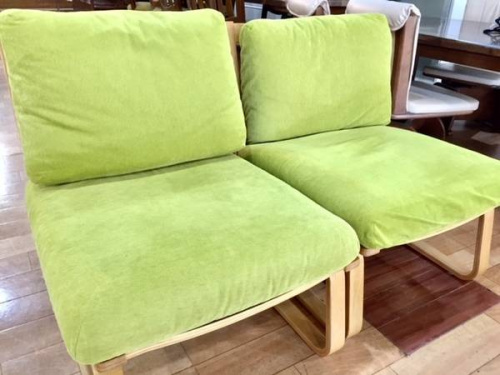 家具のソファ