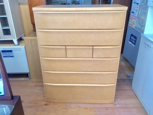 チェストのニトリ