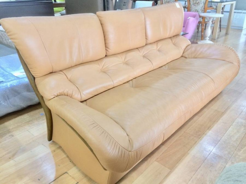 家具のソファ