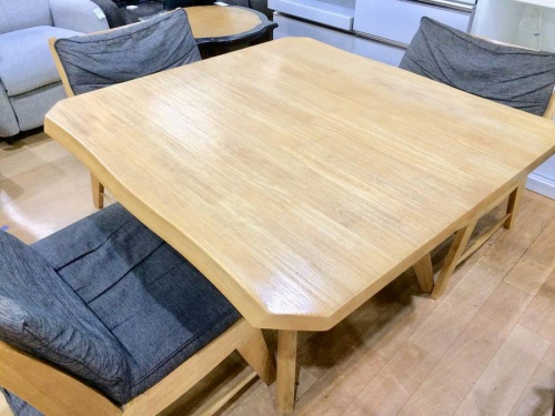 家具のダイニングセット