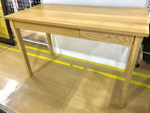 家具のデスク