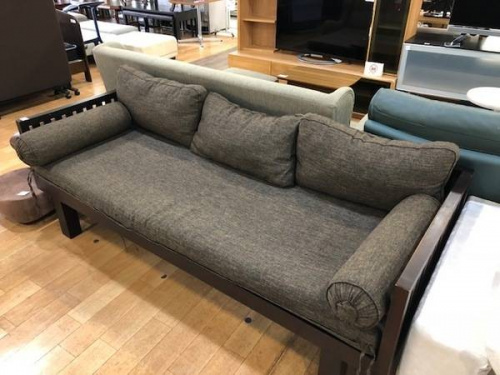 家具のソファ