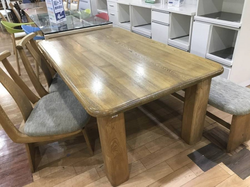 家具のカリモク