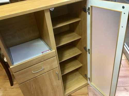 中古　家具の南大沢　家具