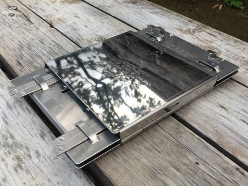 アウトドアテーブルの南大沢アウトドア