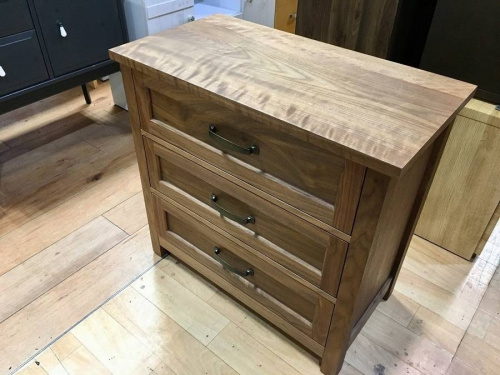 家具のチェスト
