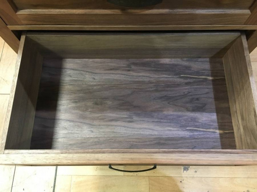 南大沢　家具の八王子