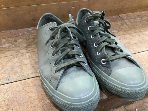 コンバースのスニーカー