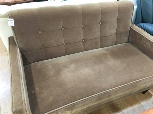家具のソファ